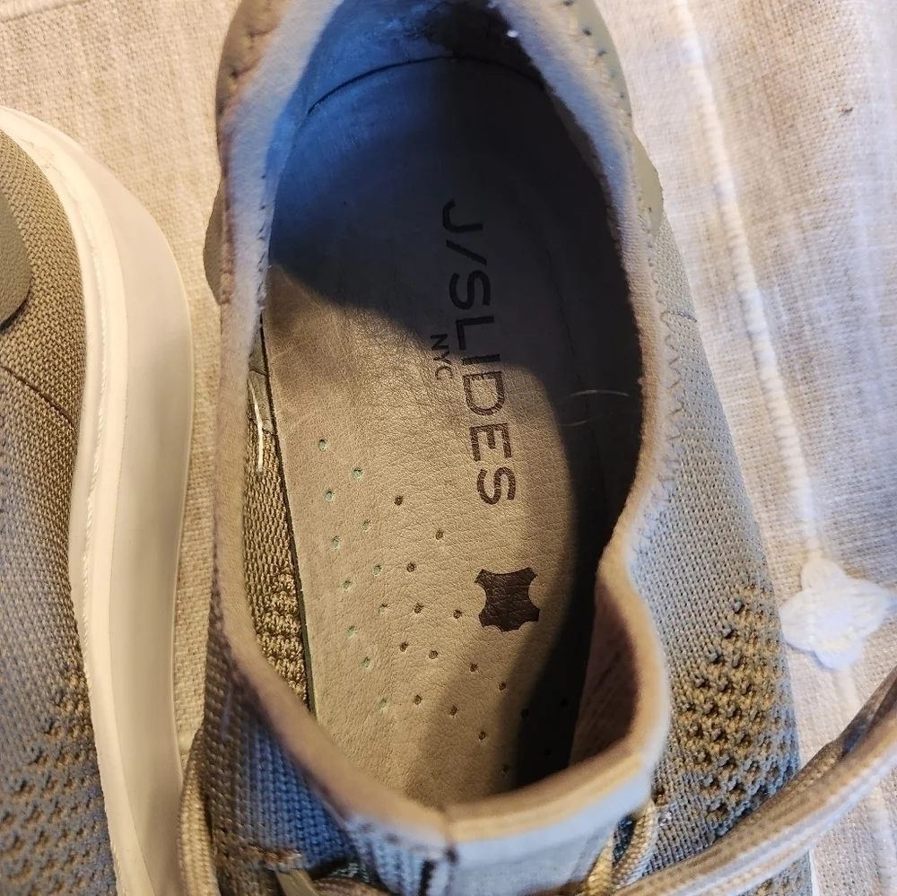 J Slides Damien Khaki womens knit sneaker sz 7.5 Beige stretchy in GUC see pics - Picture 2 of 13